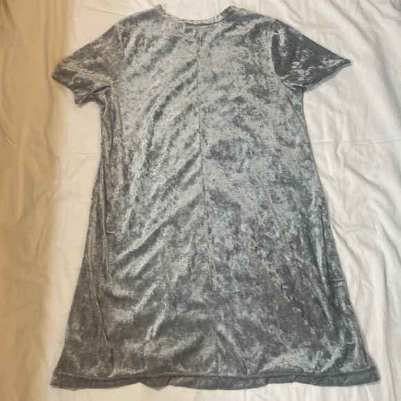 🎄NWOT VELVET SILVER DRESS. - Picture 2 of 4